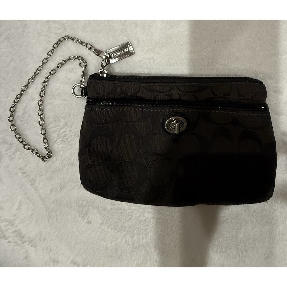 Coach Signature Turnlock Wristlet Pouch Clutch Wallet (5 in x7.5 in)